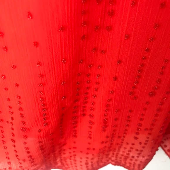 H.I.P Sheer Scalloped Hem Sleeveless Top Red Size Small - Picture 4 of 7